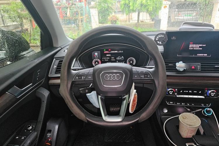 Used Audi Q5L 2022 40T Luxury Elegant Model Steering Wheel