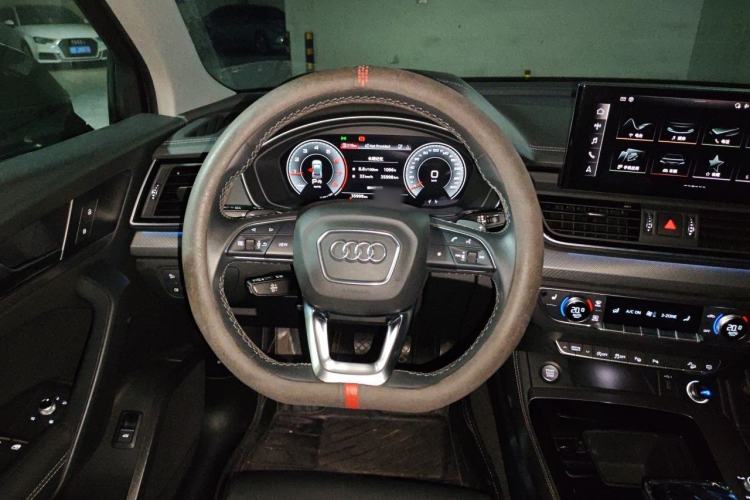 Used Audi Q5L 2022 Updated 40T Luxury Dynamic Edition Steering Wheel