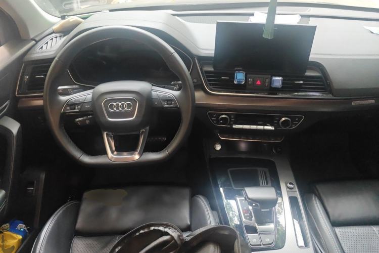 Used Audi Q5L 2022 Updated 40T Luxury Dynamic Edition Steering Wheel
