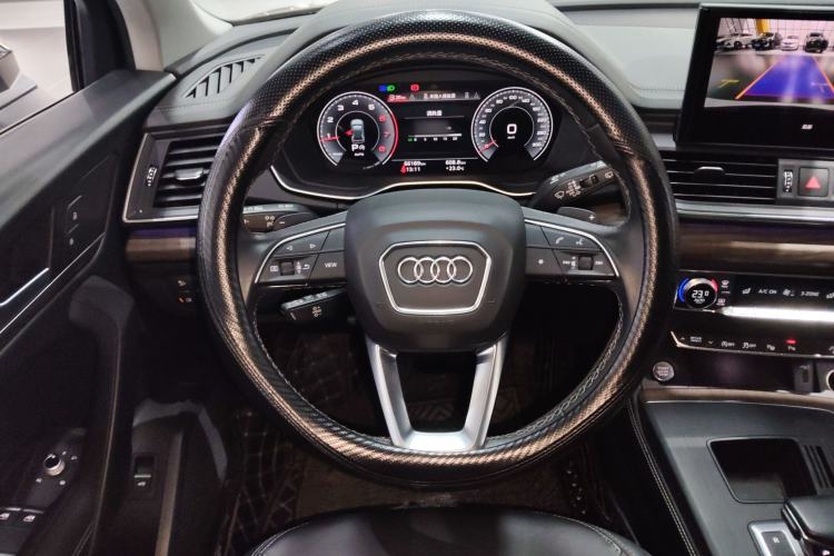 Used Audi Q5L 2022 Updated Version 40T Luxury Elegant Edition Steering Wheel