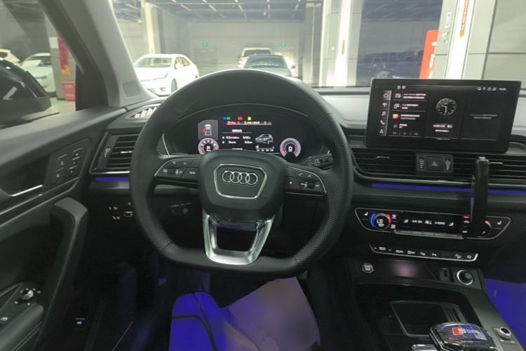 Used Audi Q5L 2022 Updated 45T Luxury Dynamic Version Steering Wheel
