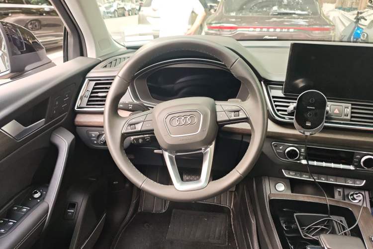 Used Audi Q5L 2022 Updated 45T Prestige Dynamic Edition Steering Wheel