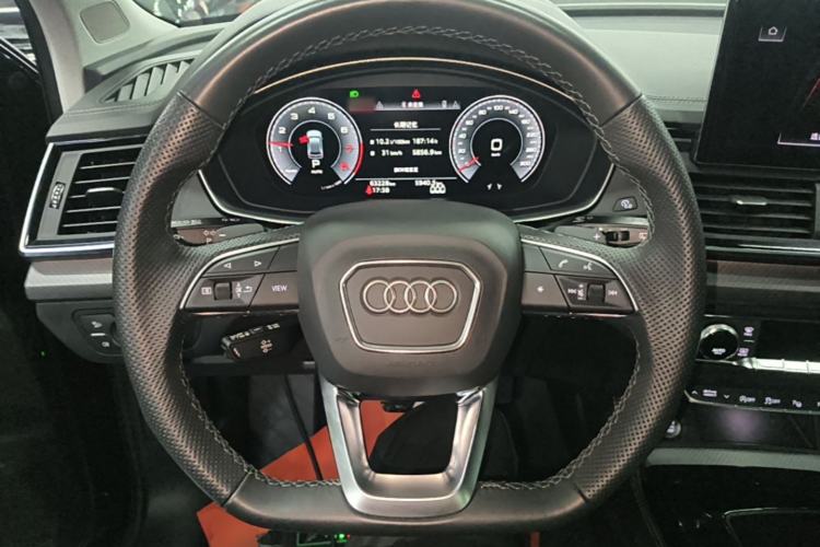 Used Audi Q5L 2022 45T Luxury Dynamic Model Steering Wheel