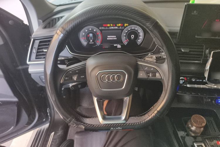 Used Audi Q5L 2022 Updated 40T Luxury Dynamic Edition Steering Wheel