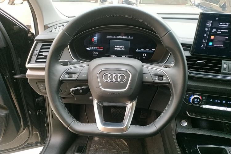 Used Audi Q5L 2022 Updated 40T Luxury Dynamic Edition Steering Wheel