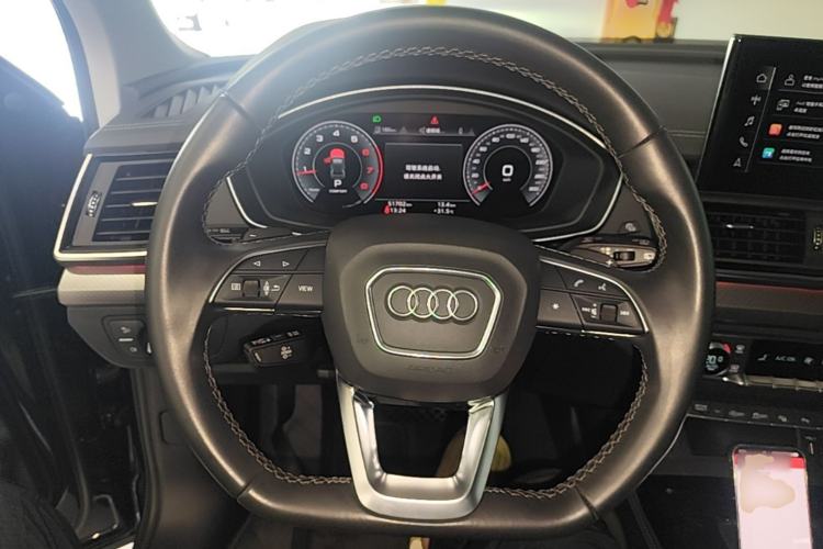 Used Audi Q5L 2022 Updated 40T Luxury Dynamic Edition Steering Wheel