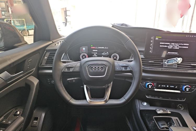 Used Audi Q5L 2022 Updated 40T Luxury Dynamic Edition Steering Wheel