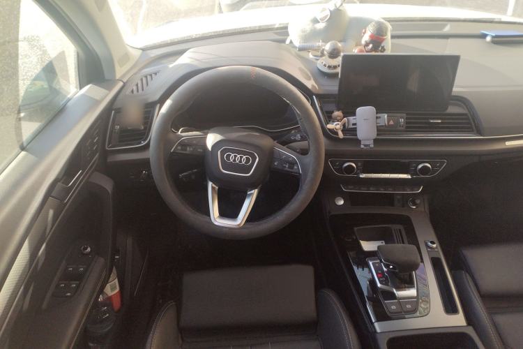 Used Audi Q5L 2022 Updated 45T Luxury Dynamic Version Steering Wheel