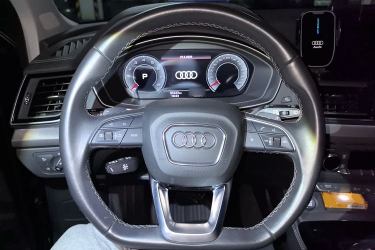 Used Audi Q5L 2022 45T Luxury Dynamic Model Steering Wheel