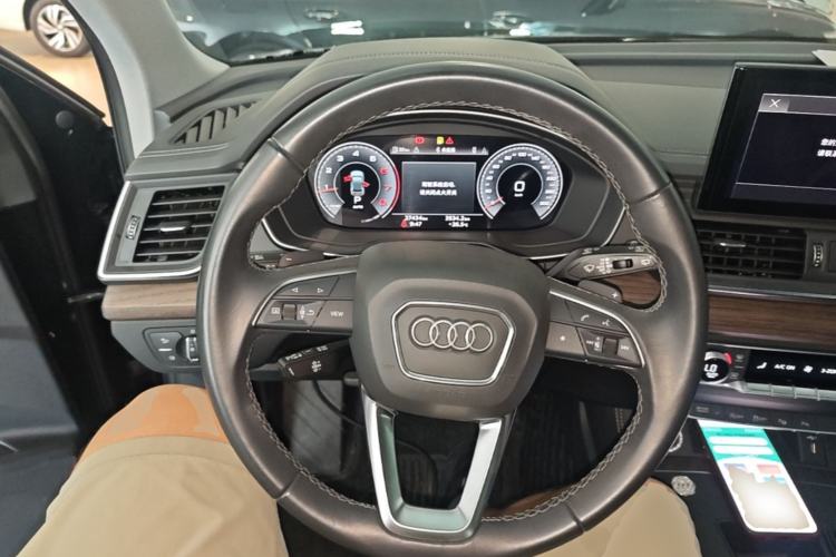 Used Audi Q5L 2022 40T Luxury Elegant Model Steering Wheel