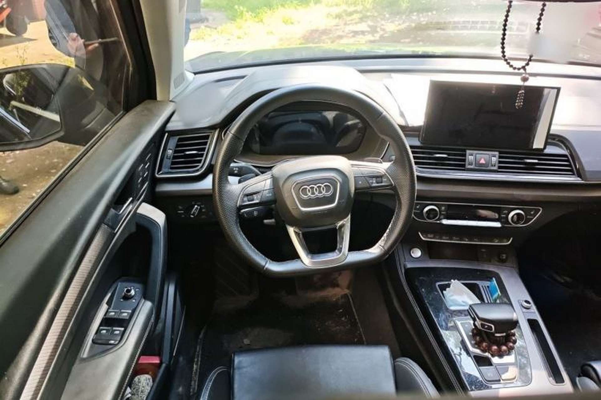 Used Audi Q5L 2022 Updated 45T Luxury Dynamic Version Steering Wheel