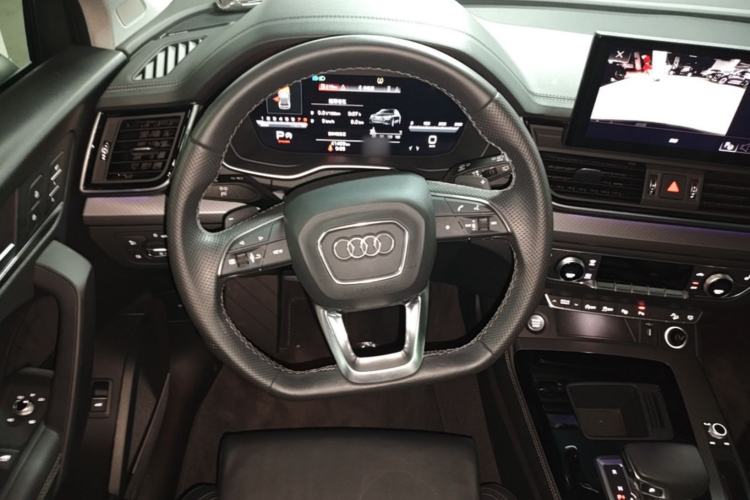 Used Audi Q5L 2022 45T Luxury Dynamic Model Steering Wheel