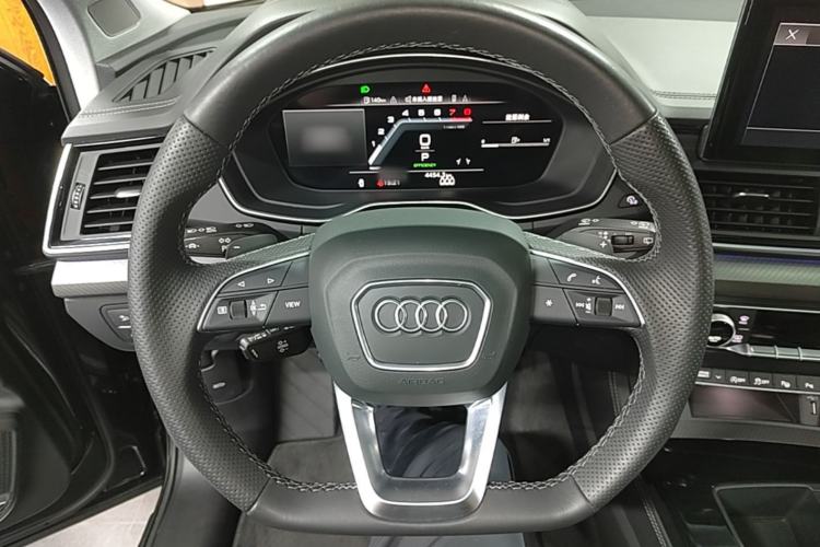Used Audi Q5L 2022 45T Luxury Dynamic Model Steering Wheel