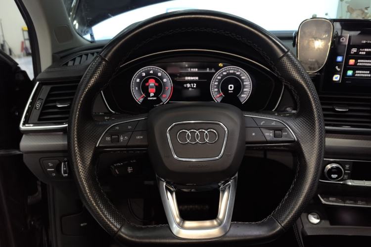 Used Audi Q5L 2022 Updated 45T Luxury Dynamic Version Steering Wheel