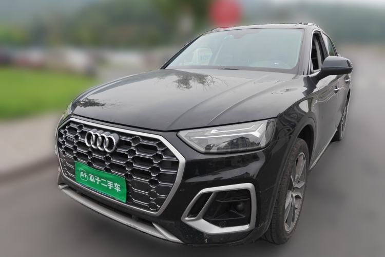 Used Audi Q5L 2022 40T Luxury Dynamic Model Guazi used car, China used car export, Used car for sale, Used cars, Cheapest cars for sale