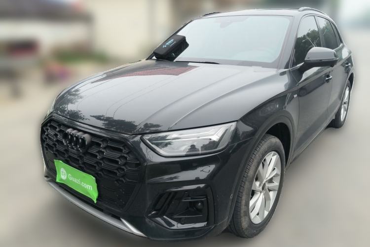 Used Audi Q5L 2022 40T Luxury Dynamic Model Guazi used car, China used car export, Used car for sale, Used cars, Cheapest cars for sale