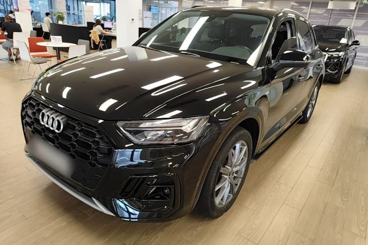 Used Audi Q5L 2022 45T Luxury Dynamic Model Guazi used car, China used car export, Used car for sale, Used cars, Cheapest cars for sale