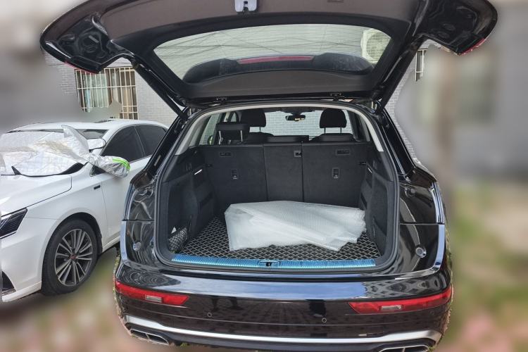 Used Audi Q5L 2022 45T Luxury Dynamic Model Trunk