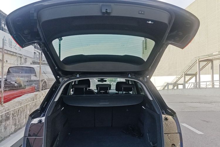 Used Audi Q5L 2022 45T Luxury Dynamic Model Trunk