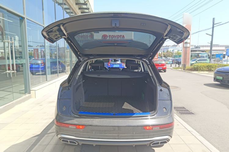 Used Audi Q5L 2022 Updated 40T Luxury Dynamic Edition Trunk