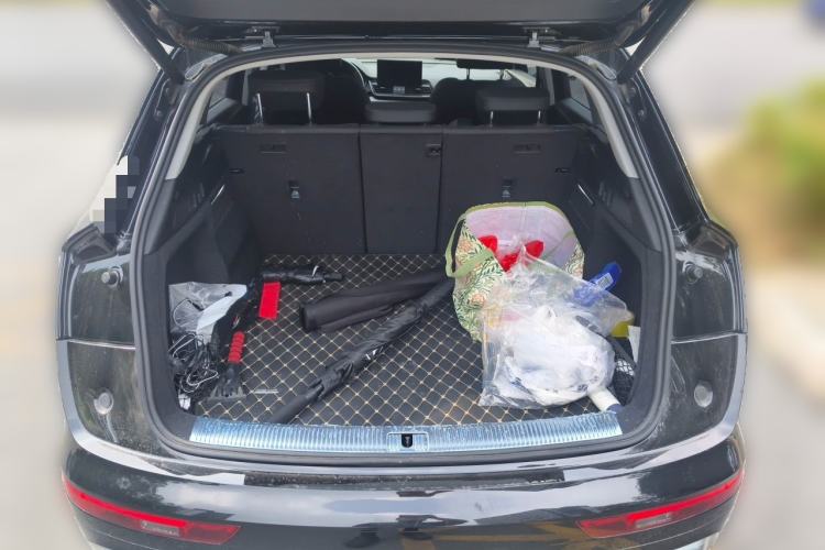 Used Audi Q5L 2022 45T Luxury Dynamic Model Trunk