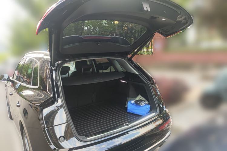 Used Audi Q5L 2022 Updated 40T Luxury Dynamic Edition Trunk