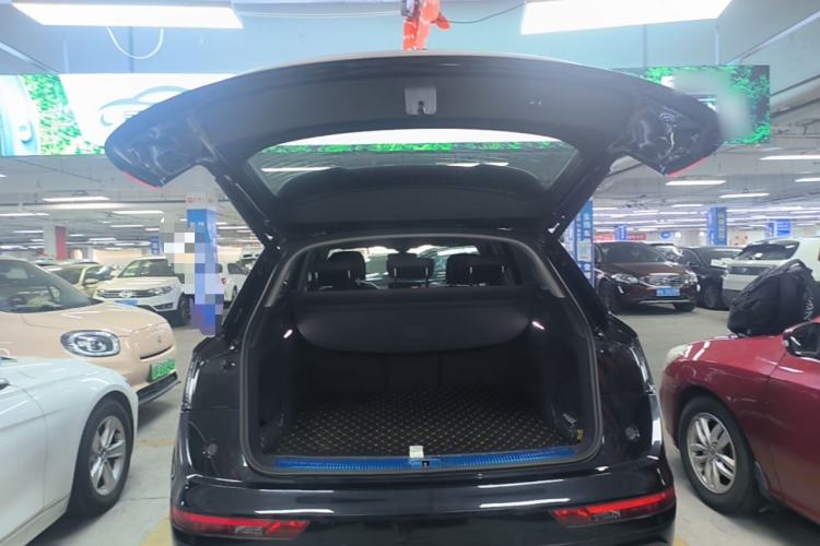 Used Audi Q5L 2022 Updated 40T Luxury Dynamic Edition Trunk