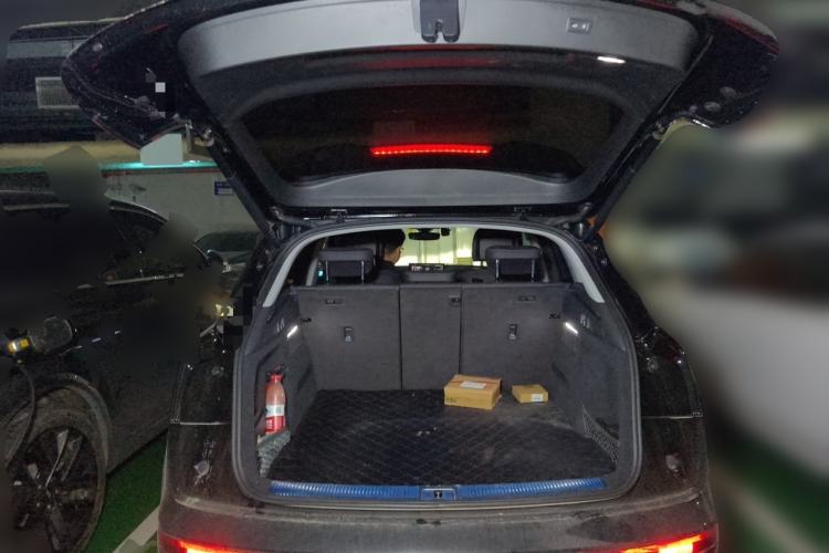 Used Audi Q5L 2022 Updated 45T Luxury Dynamic Version Trunk