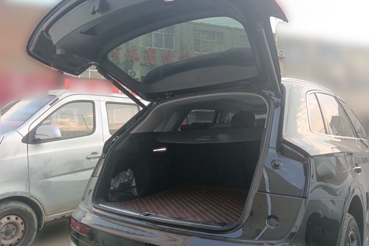 Used Audi Q5L 2022 40T Fashionable and Dynamic Model Trunk