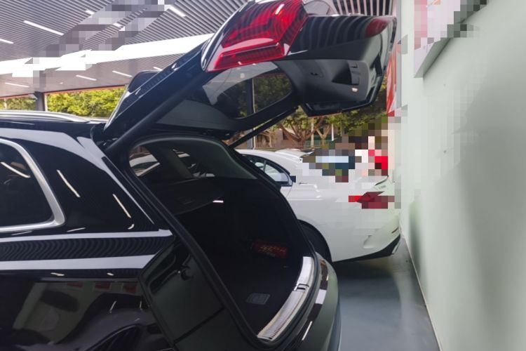 Used Audi Q5L 2022 Updated 45T Luxury Dynamic Version Trunk