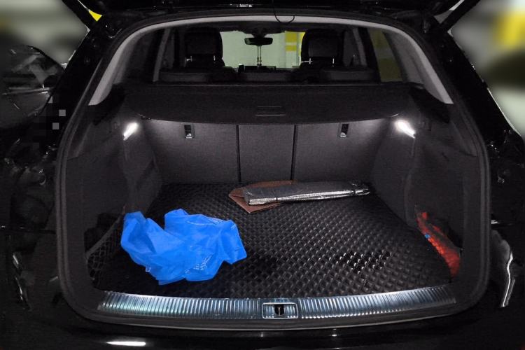 Used Audi Q5L 2022 Updated 45T Luxury Dynamic Version Trunk