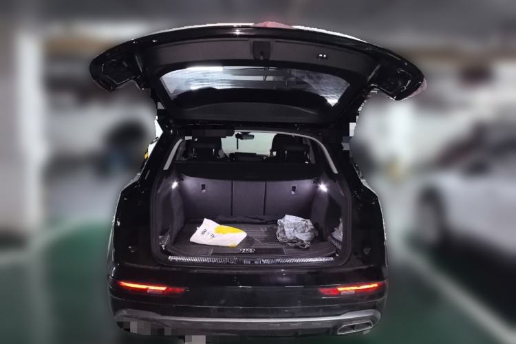 Used Audi Q5L 2022 45T Luxury Dynamic Model Trunk