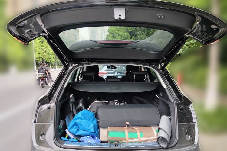 Used Audi Q5L 2022 45T Luxury Dynamic Model Trunk