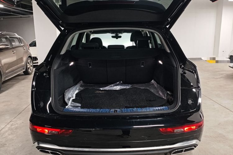 Used Audi Q5L 2022 45T Luxury Dynamic Model Trunk