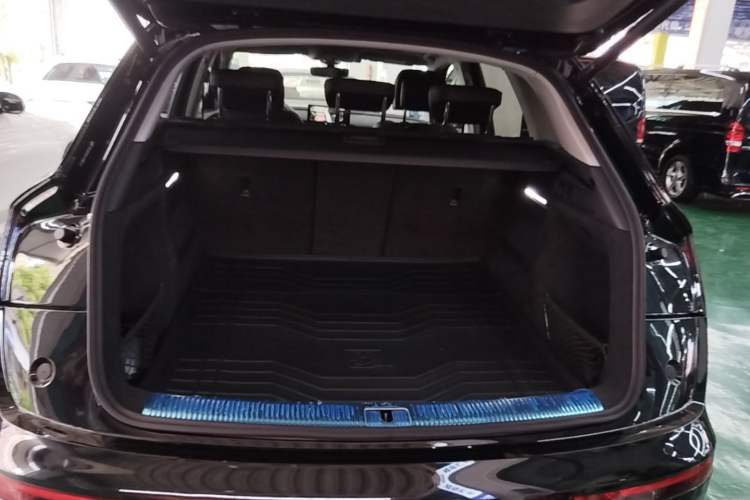 Used Audi Q5L 2022 Updated 40T Luxury Dynamic Edition Trunk