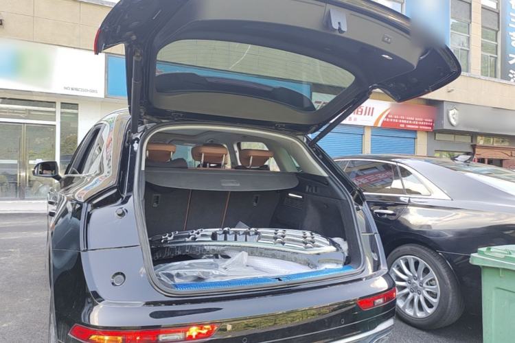 Used Audi Q5L 2022 Updated 40T Luxury Dynamic Edition Trunk
