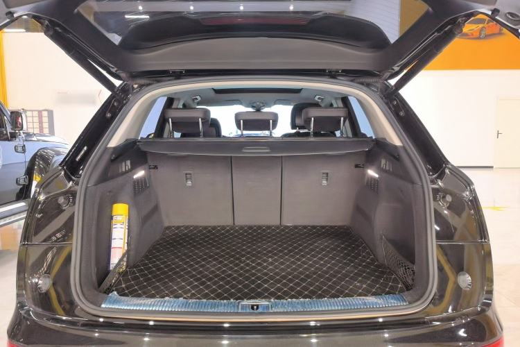 Used Audi Q5L 2022 Updated 45T Luxury Dynamic Version Trunk