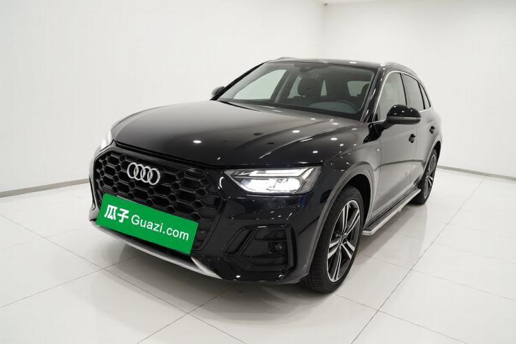 Used Audi Q5L 2022 40T Luxury Dynamic Model Guazi used car, China used car export, Used car for sale, Used  cars, Cheapest cars for sale