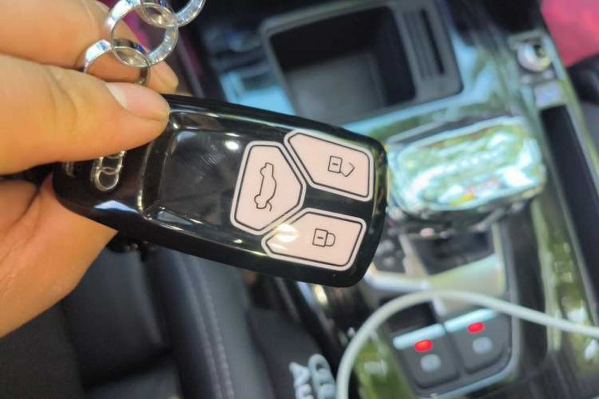 Used Audi Q5L 2022 40T Luxury Dynamic Model Vehicle Key