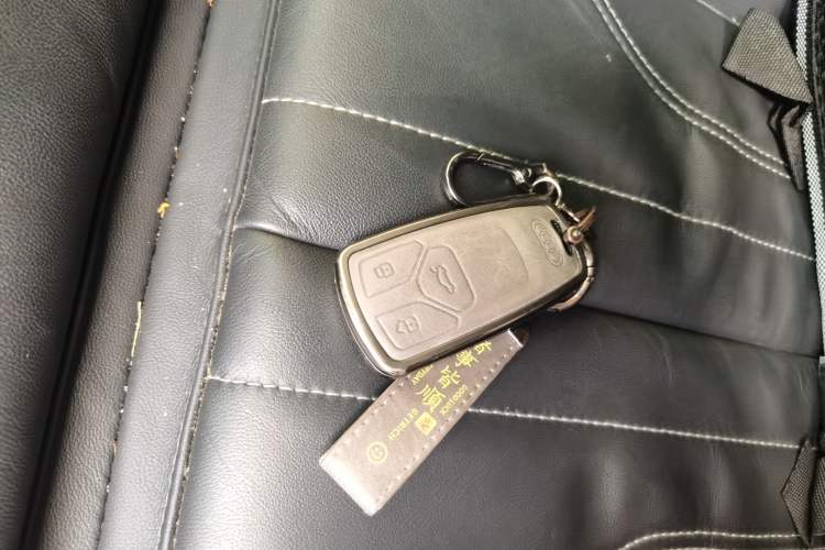 Used Audi Q5L 2022 Updated 40T Luxury Dynamic Edition Vehicle Key
