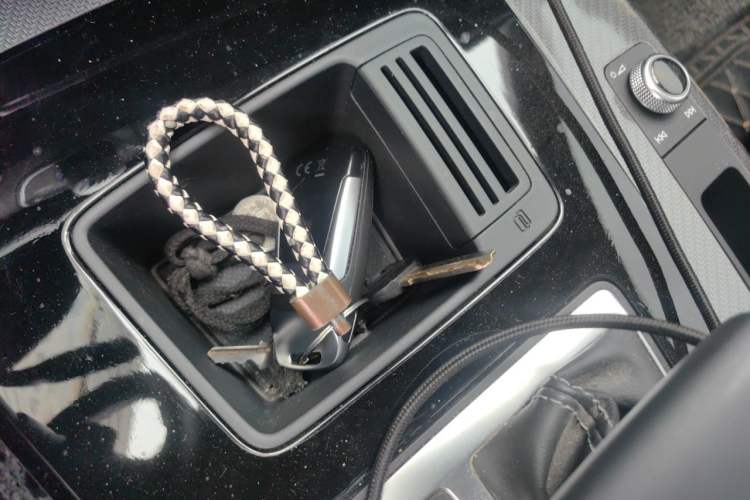 Used Audi Q5L 2022 40T Luxury Dynamic Model Vehicle Key