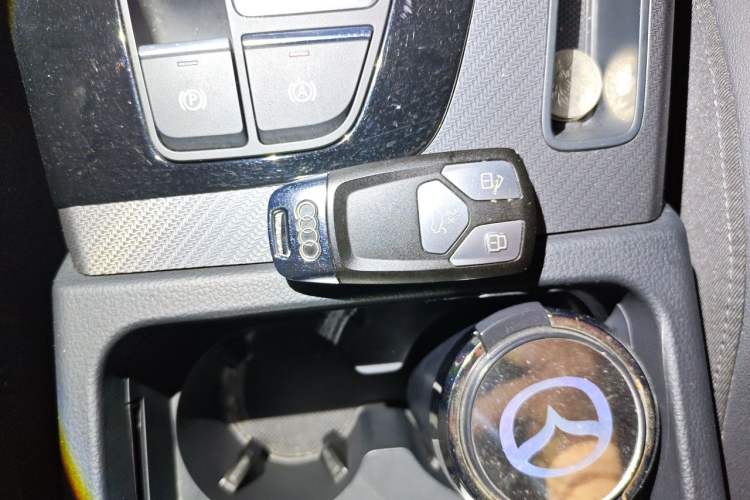 Used Audi Q5L 2022 45T Luxury Dynamic Model Vehicle Key