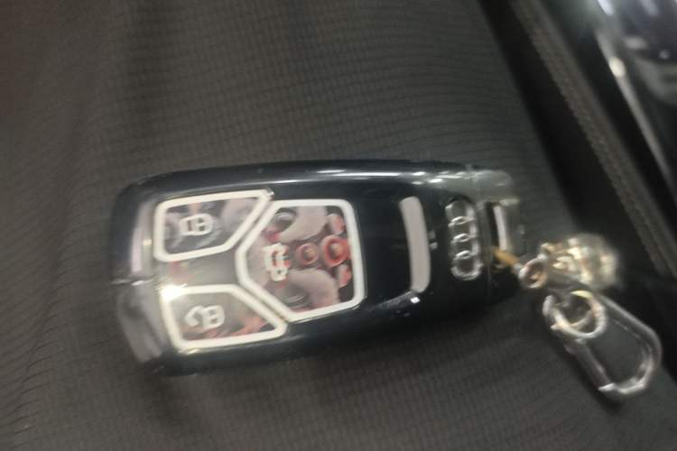 Used Audi Q5L 2022 Updated 45T Prestige Dynamic Edition Vehicle Key