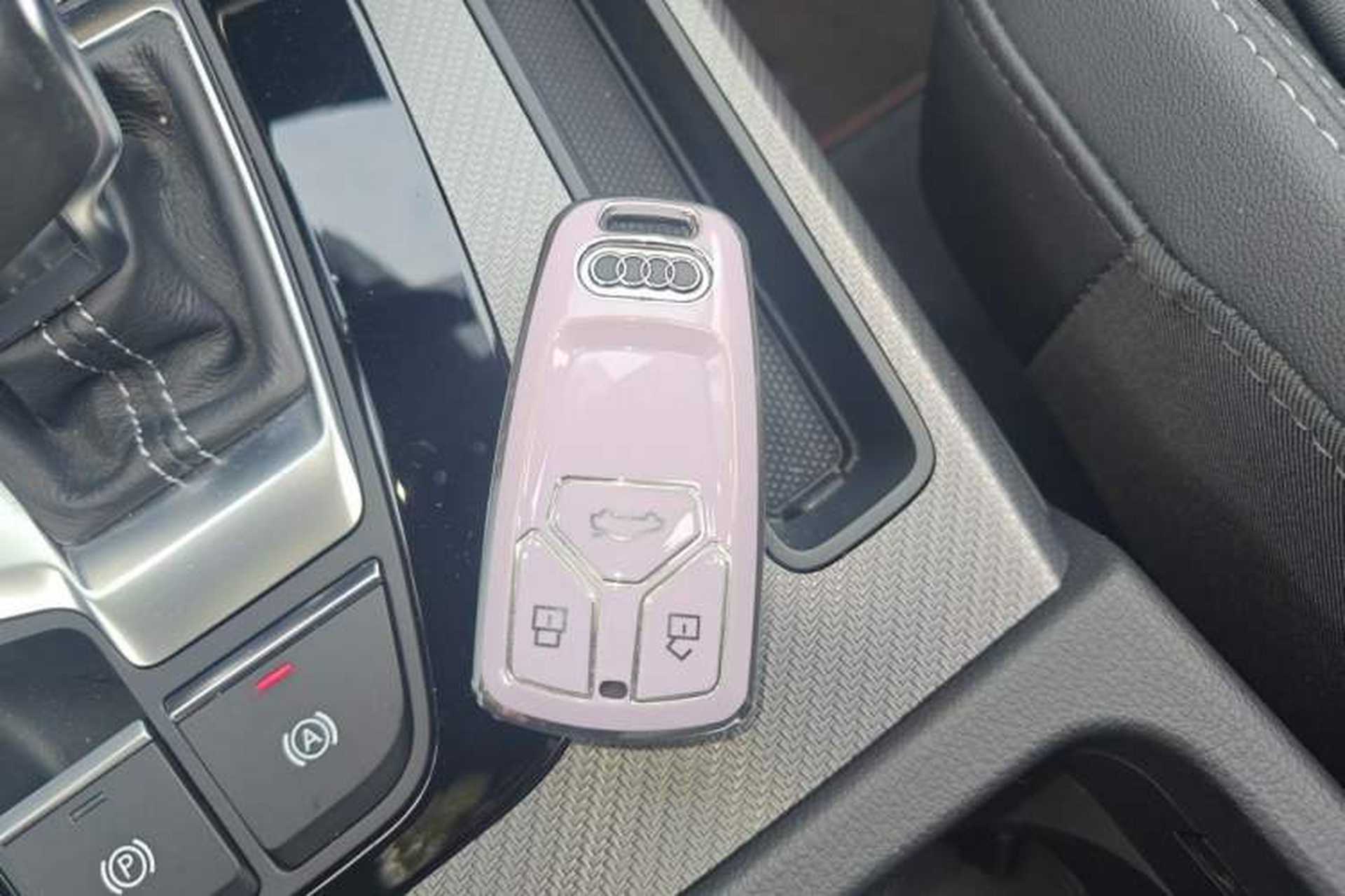 Used Audi Q5L 2022 Updated 45T Luxury Dynamic Version Vehicle Key