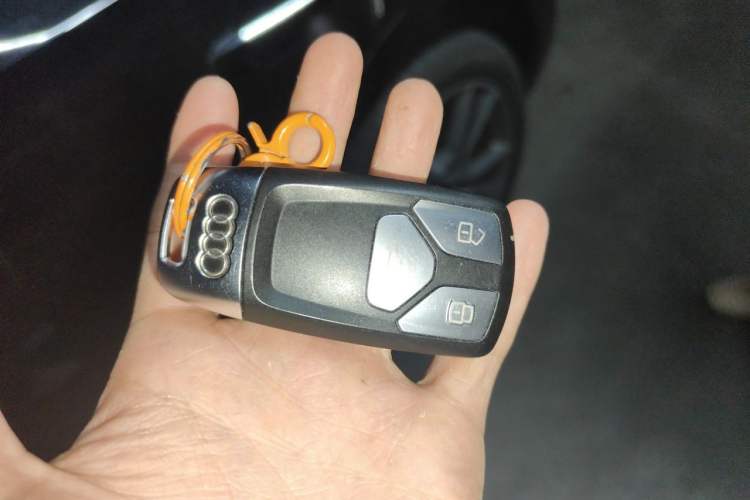 Used Audi Q5L 2022 45T Luxury Dynamic Model Vehicle Key
