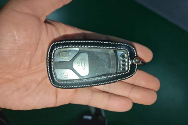 Used Audi Q5L 2022 45T Luxury Dynamic Model Vehicle Key