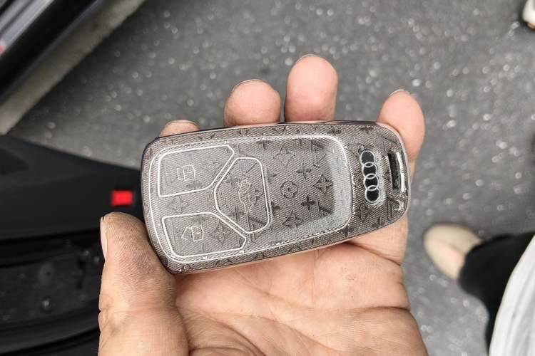 Used Audi Q5L 2022 45T Luxury Dynamic Model Vehicle Key