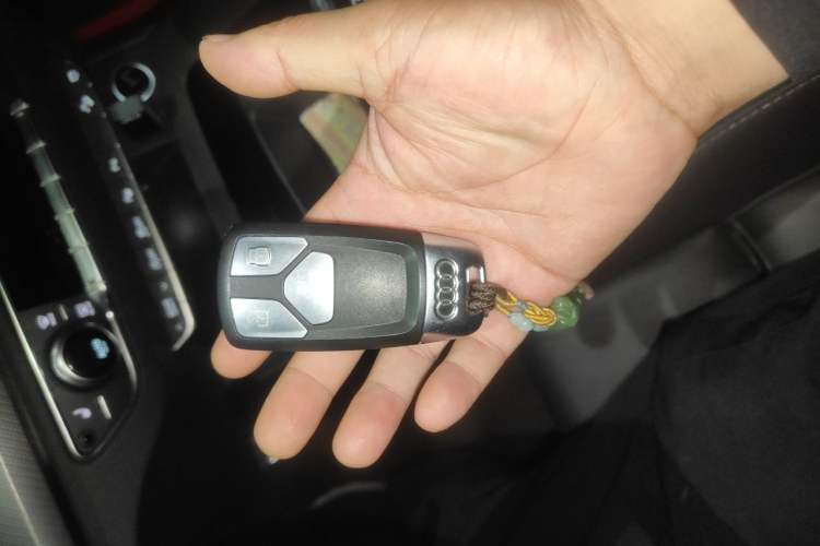 Used Audi Q5L 2022 45T Luxury Dynamic Model Vehicle Key