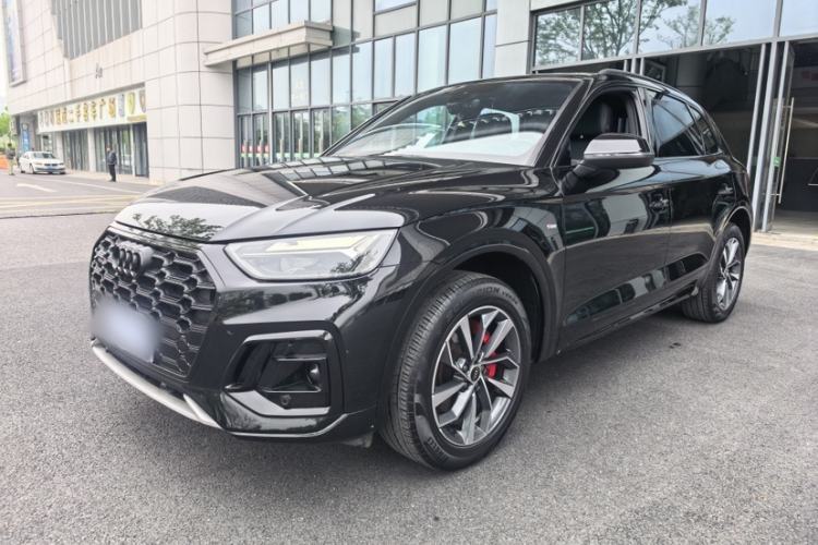 Used Audi Q5L 2022 40T Fashionable and Dynamic Model Guazi used car, China used car export, Used car for sale, Used cars, Cheapest cars for sale