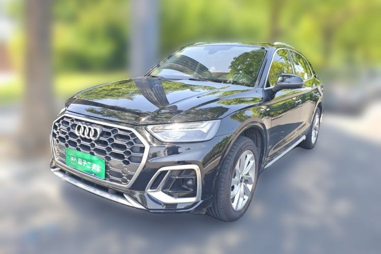 Used Audi Q5L 2022 40T Luxury Dynamic Model Guazi used car, China used car export, Used car for sale, Used cars, Cheapest cars for sale